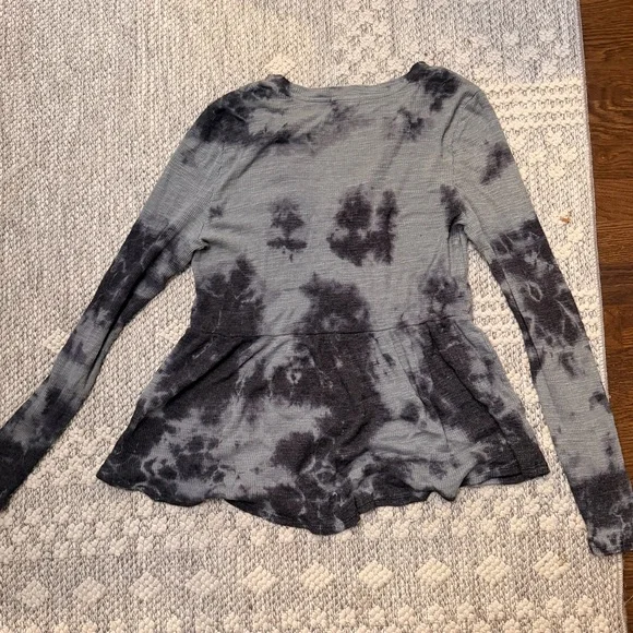 Anthropologie | T.La | Tie Dye V-neck Jill
Babydoll Peplum Top size small - Picture 2 of 6